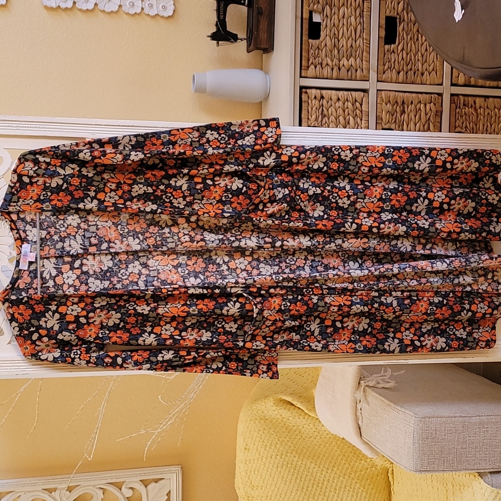 LuLaRoe ong Flower Cardigan